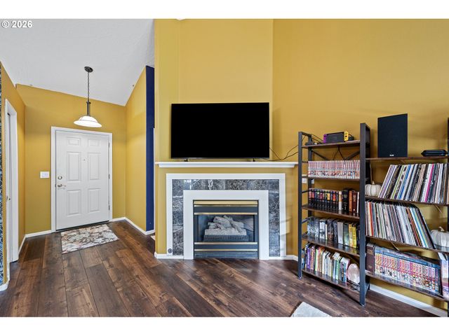 4132 N CLAREY St, Eugene, OR 97402