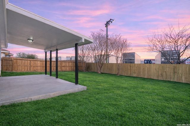 8819 Trumpet, Converse, TX 78109