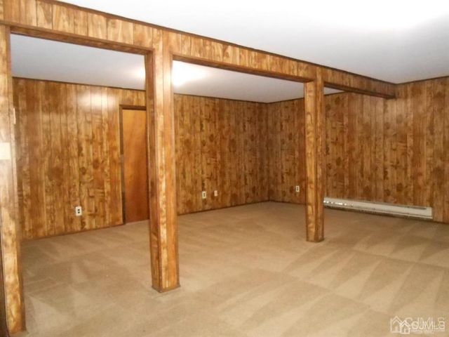 512 Sharon Garden Drive, Woodbridge Proper, NJ 07095