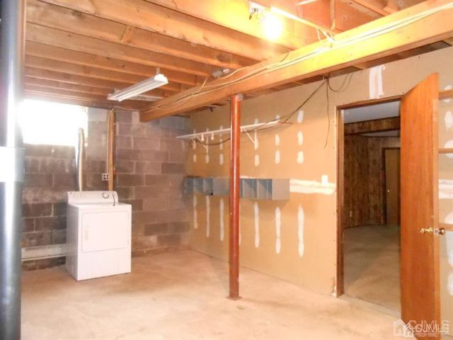 512 Sharon Garden Drive, Woodbridge Proper, NJ 07095