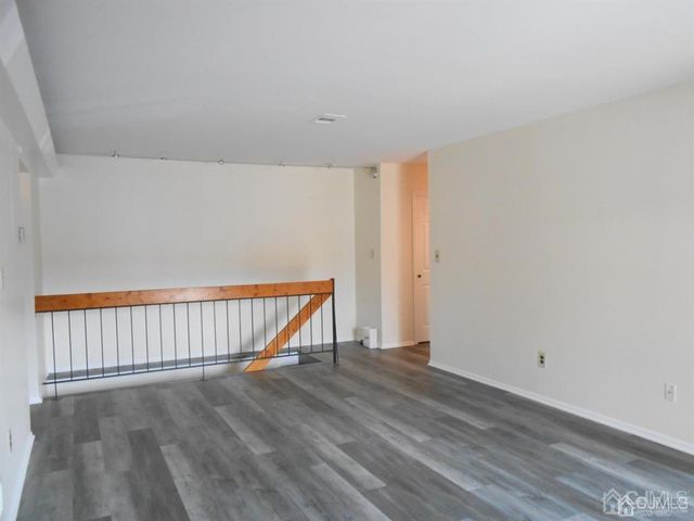 512 Sharon Garden Drive, Woodbridge Proper, NJ 07095