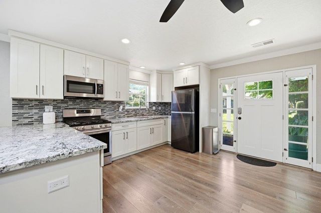 315 Clarke Lane, Morgan Hill, CA 95037
