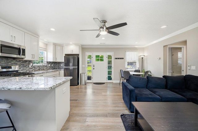 315 Clarke Lane, Morgan Hill, CA 95037