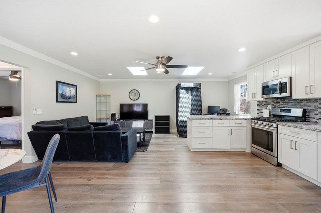 315 Clarke Lane, Morgan Hill, CA 95037