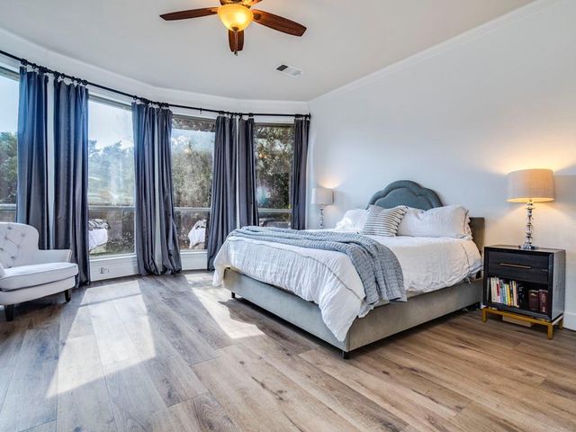 100 Empire CT, Austin, TX 78737