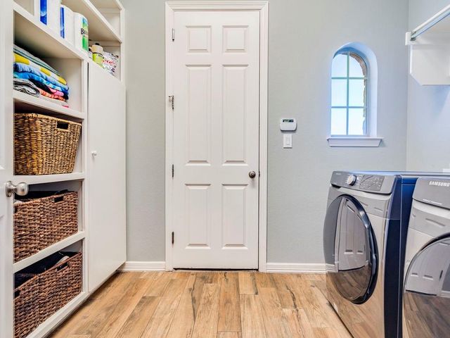 100 Empire CT, Austin, TX 78737