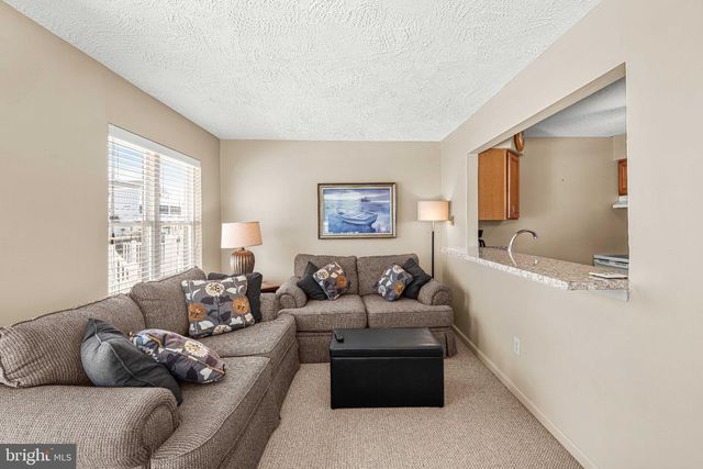 149 ARTHUR DR, Manahawkin, NJ 08050
