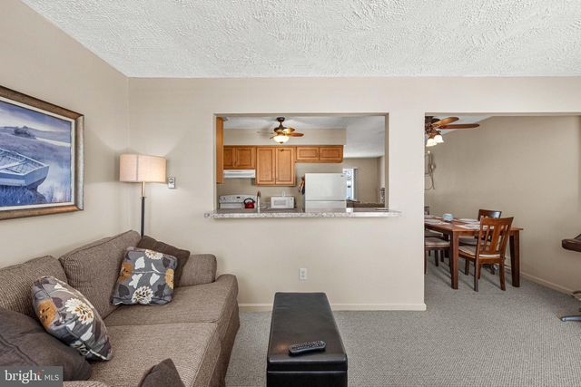 149 ARTHUR DR, Manahawkin, NJ 08050