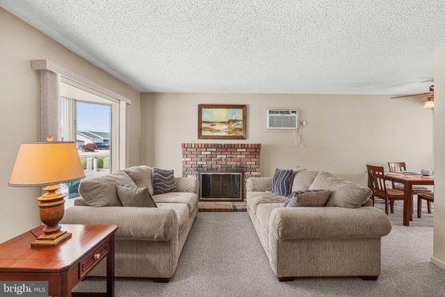 149 ARTHUR DR, Manahawkin, NJ 08050
