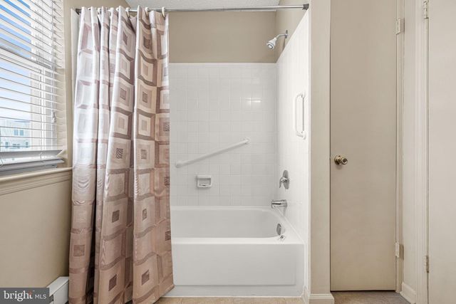 149 ARTHUR DR, Manahawkin, NJ 08050