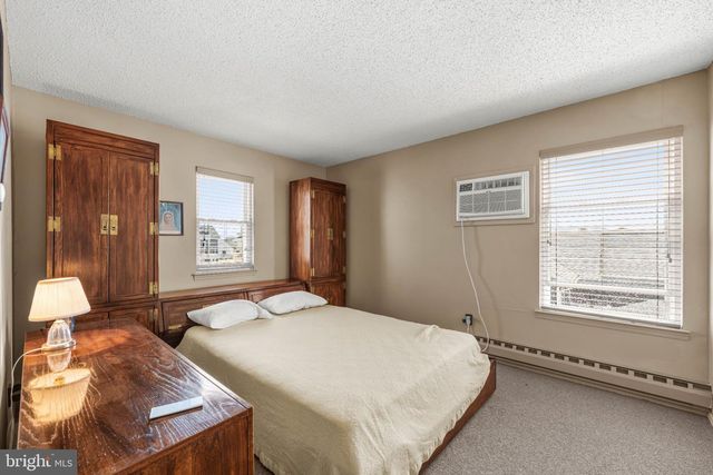 149 ARTHUR DR, Manahawkin, NJ 08050
