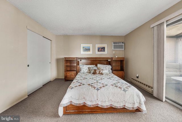 149 ARTHUR DR, Manahawkin, NJ 08050