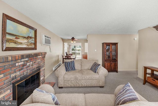 149 ARTHUR DR, Manahawkin, NJ 08050