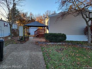 271 Lovell Court, Flushing, MI 48433