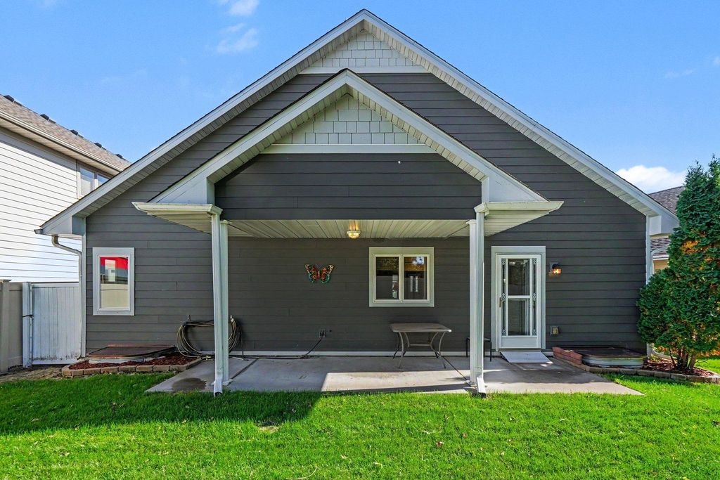 11040 Dahlia Street NW, Coon Rapids, MN 55433 — photo 5