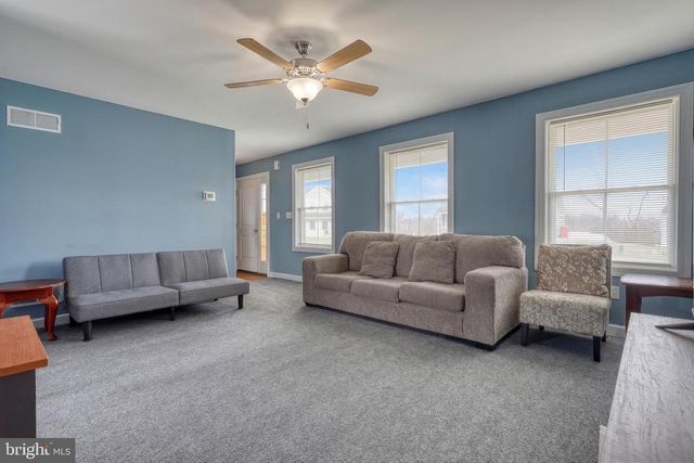 223 WOODRIDGE DR., Shippensburg, PA 17257