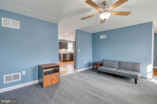 223 WOODRIDGE DR., Shippensburg, PA 17257