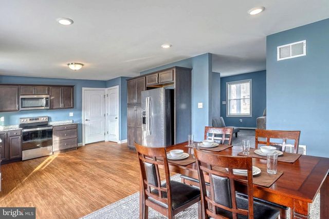 223 WOODRIDGE DR., Shippensburg, PA 17257