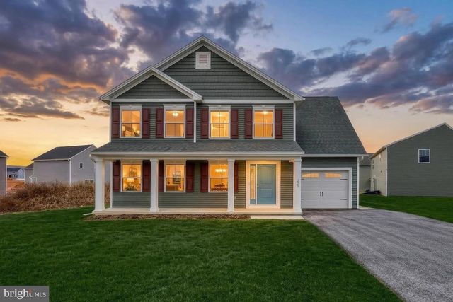 223 WOODRIDGE DR., Shippensburg, PA 17257