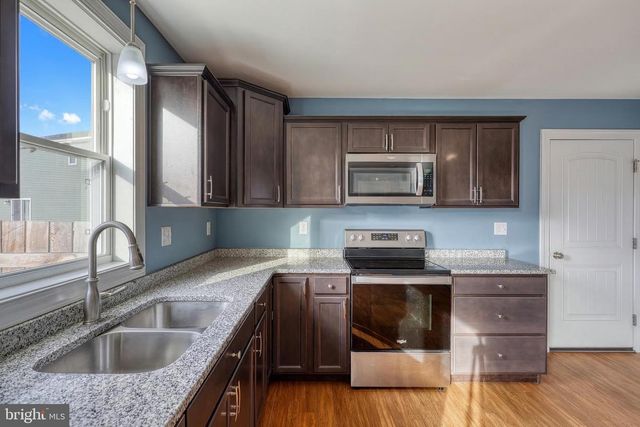 223 WOODRIDGE DR., Shippensburg, PA 17257