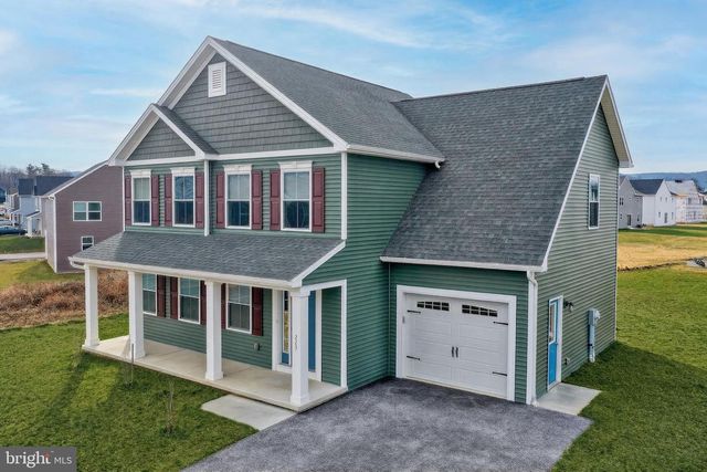 223 WOODRIDGE DR., Shippensburg, PA 17257