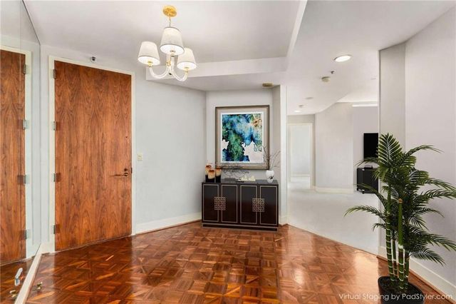 2660 Peachtree Road NW 18G, Atlanta, GA 30305