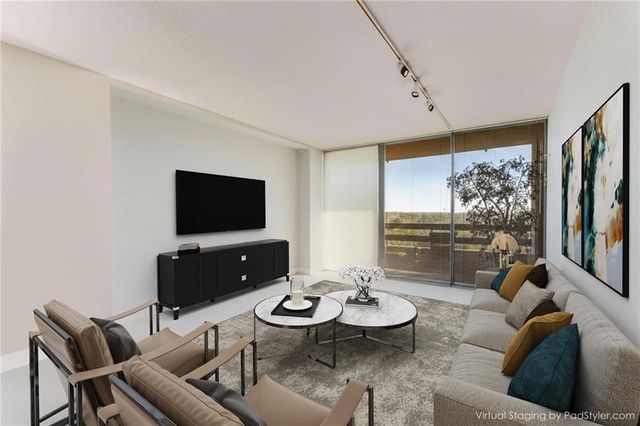 2660 Peachtree Road NW 18G, Atlanta, GA 30305