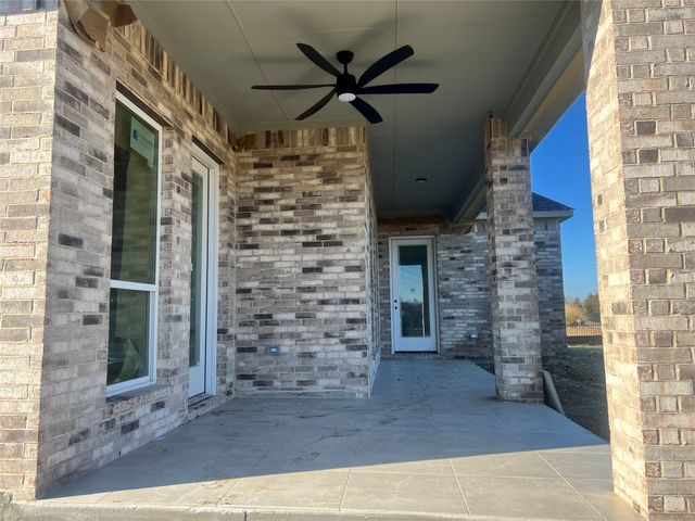 2900 Terrytown Drive, Ennis, TX 75119