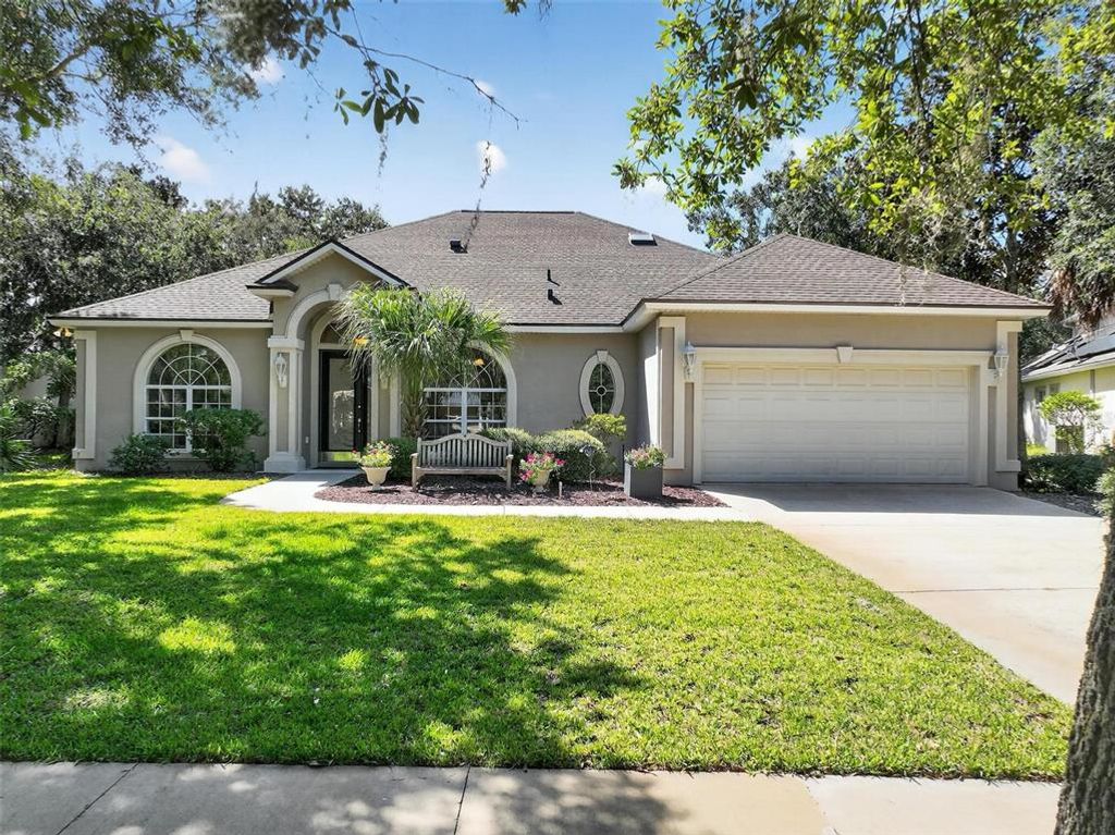 21 N VILLAGE DRIVE, Palm Coast, FL 32137