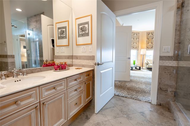 2828 Hood Street 707, Dallas, TX 75219