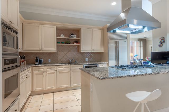 2828 Hood Street 707, Dallas, TX 75219