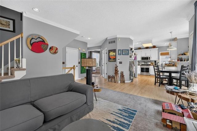 13987 W 147TH Street, Olathe, KS 66062