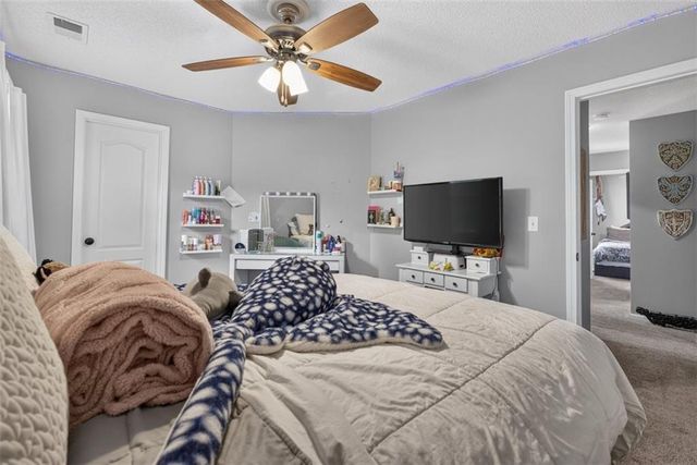 13987 W 147TH Street, Olathe, KS 66062
