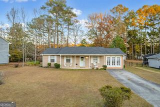 7135 Hania Drive, Fairburn, GA 30213
