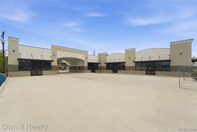6452 N Telegraph Road, Dearborn Heights, MI 48127