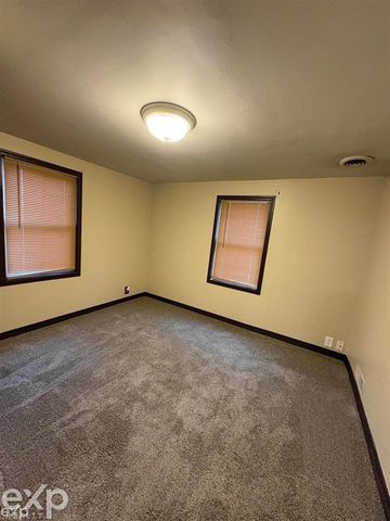 704 Bay Road, Bangor Twp, MI 48706