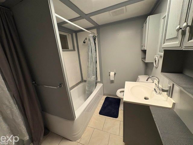 704 Bay Road, Bangor Twp, MI 48706