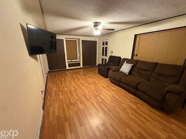 704 Bay Road, Bangor Twp, MI 48706