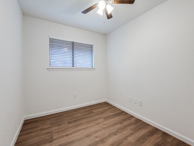 2035 Avignon Drive, Carrollton, TX 75007