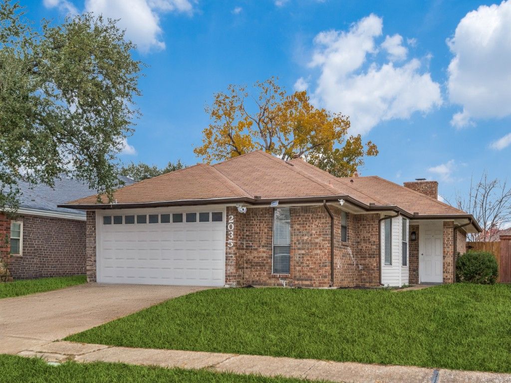 2035 Avignon Drive, Carrollton, TX 75007