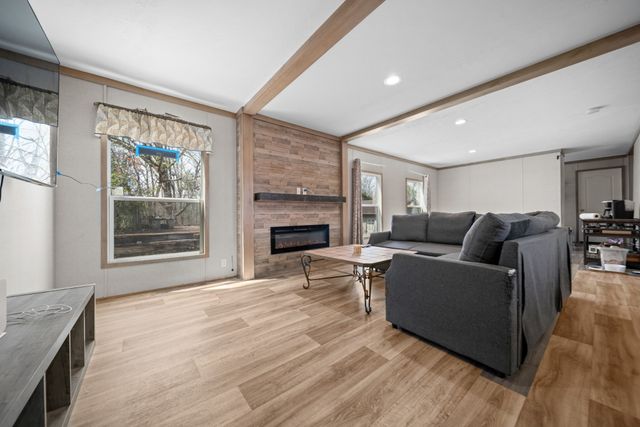 2491 Fred White Rd, Columbia, TN 38401