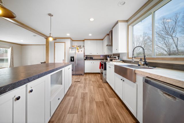 2491 Fred White Rd, Columbia, TN 38401