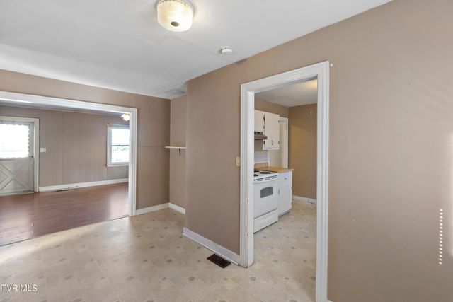 1111 Forest Street, Greeneville, TN 37743