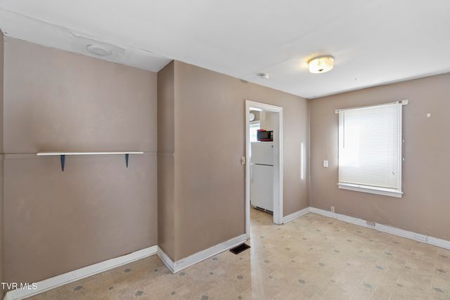 1111 Forest Street, Greeneville, TN 37743