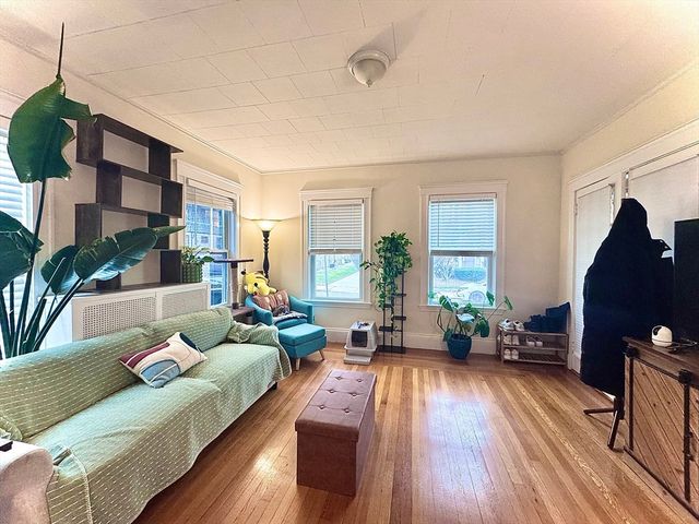 2 Mapleton St 1, Boston, MA 02135