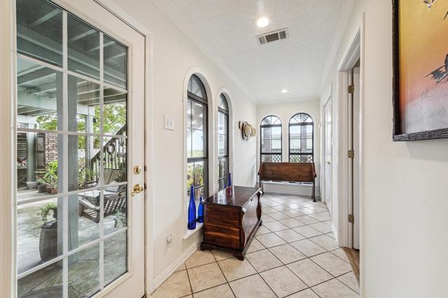 3610 17th Street N, Texas City, TX 77590
