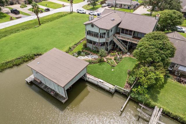3610 17th Street N, Texas City, TX 77590