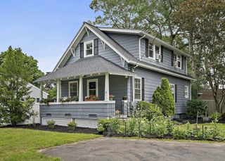 34 Oak Square, Attleboro, MA 02703