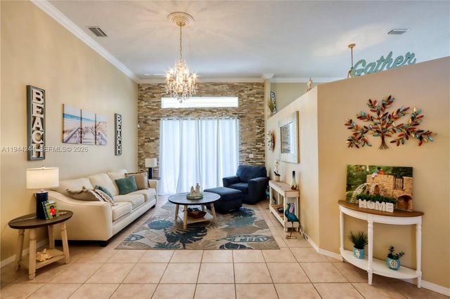 2845 Fairways Dr, Homestead, FL 33035