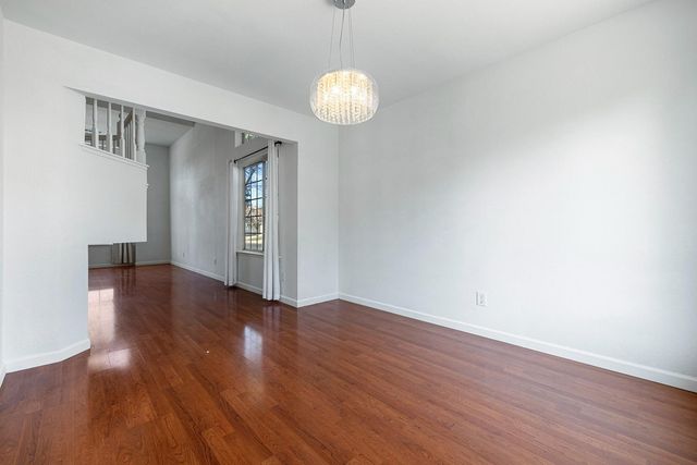 7396 N Price Avenue, Fresno, CA 93720